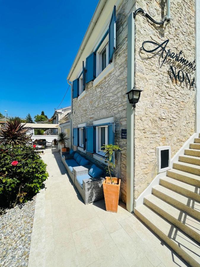 Apartments Nona Пула Екстериор снимка