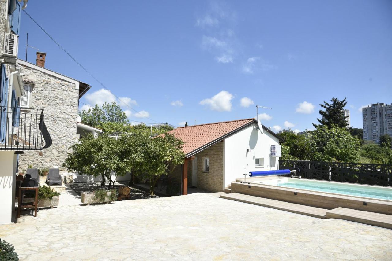 Apartments Nona Пула Екстериор снимка