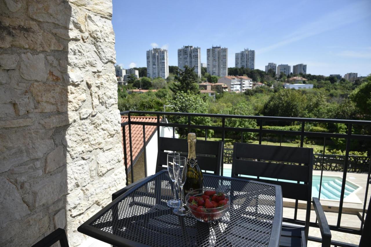 Apartments Nona Пула Екстериор снимка