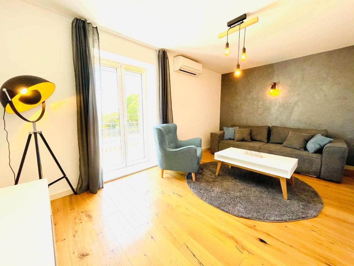 Apartments Nona Пула Екстериор снимка